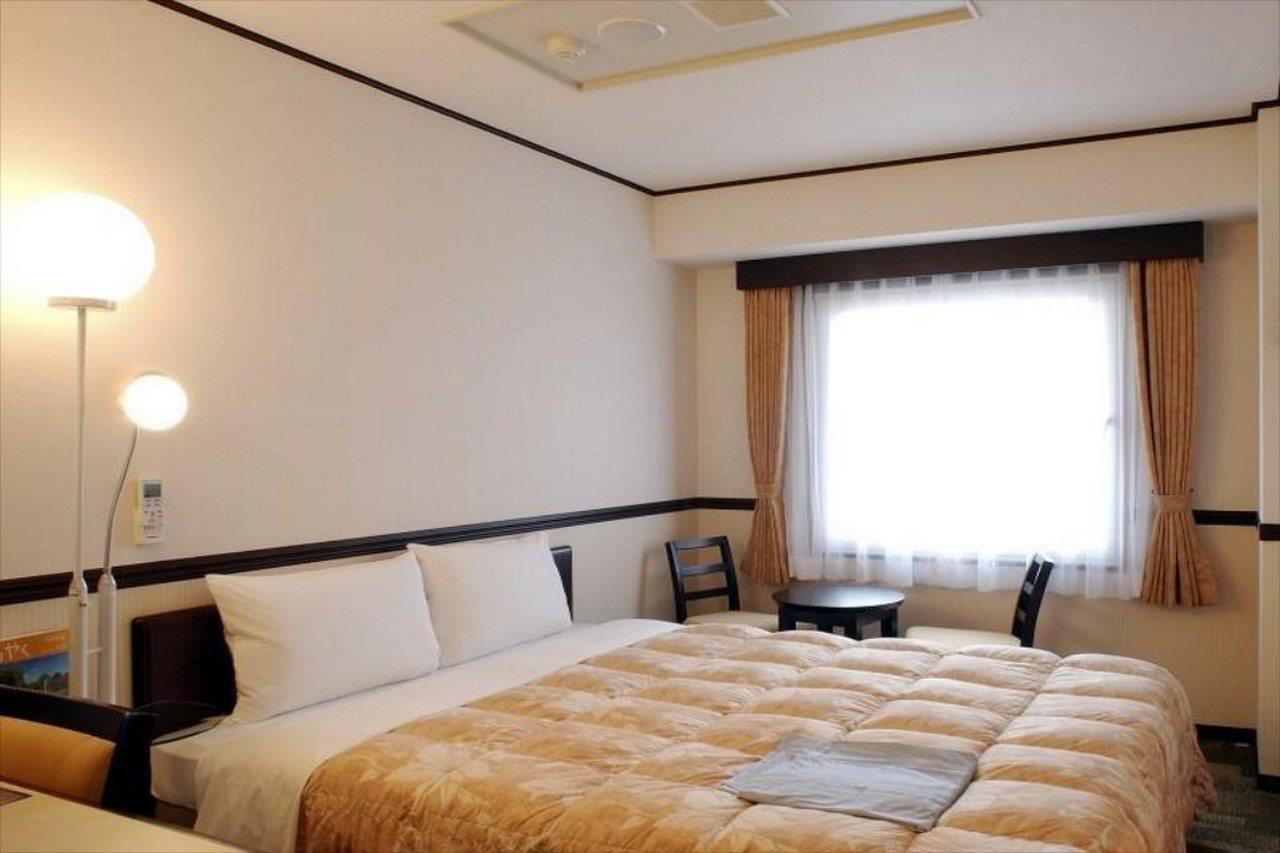 Toyoko Inn Okayama Eki Nishi Guchi Migi Bagian luar foto
