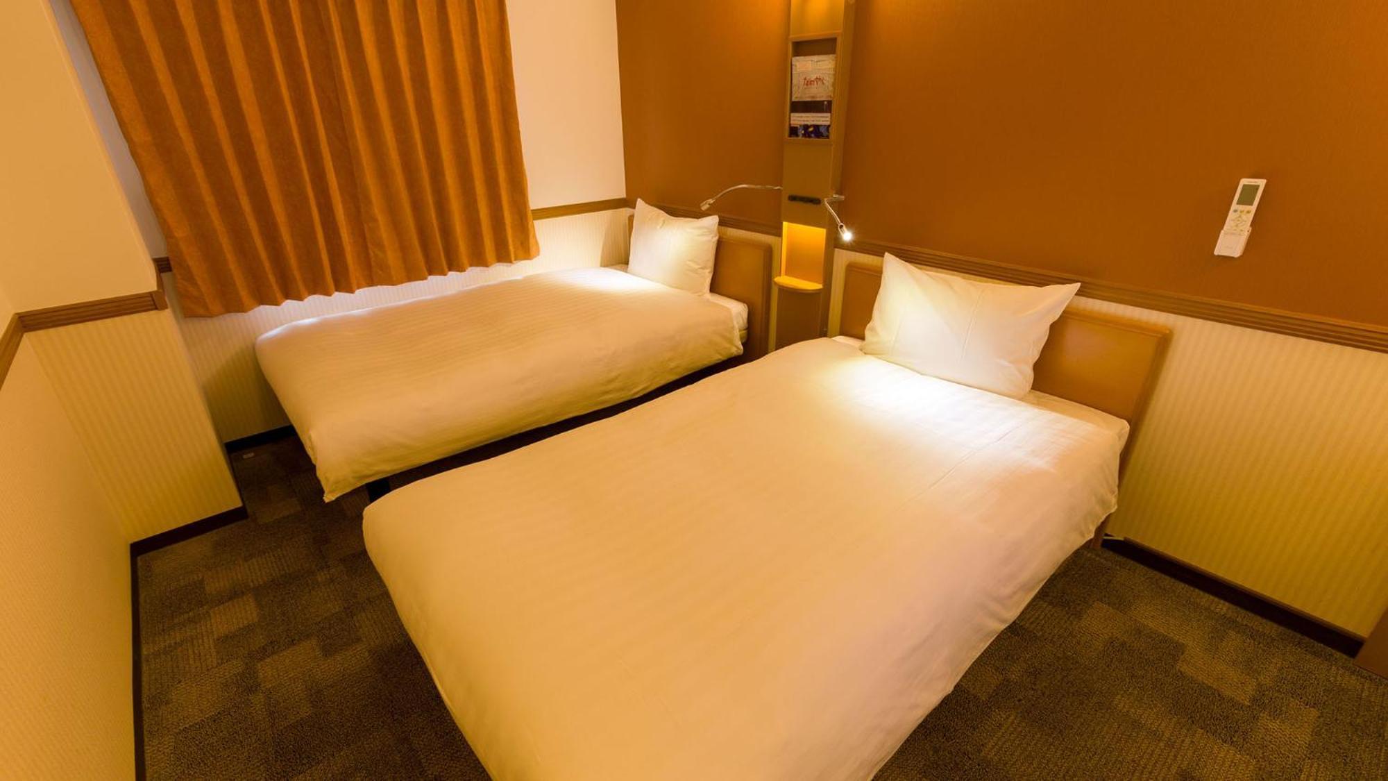Toyoko Inn Okayama Eki Nishi Guchi Migi Ruang foto
