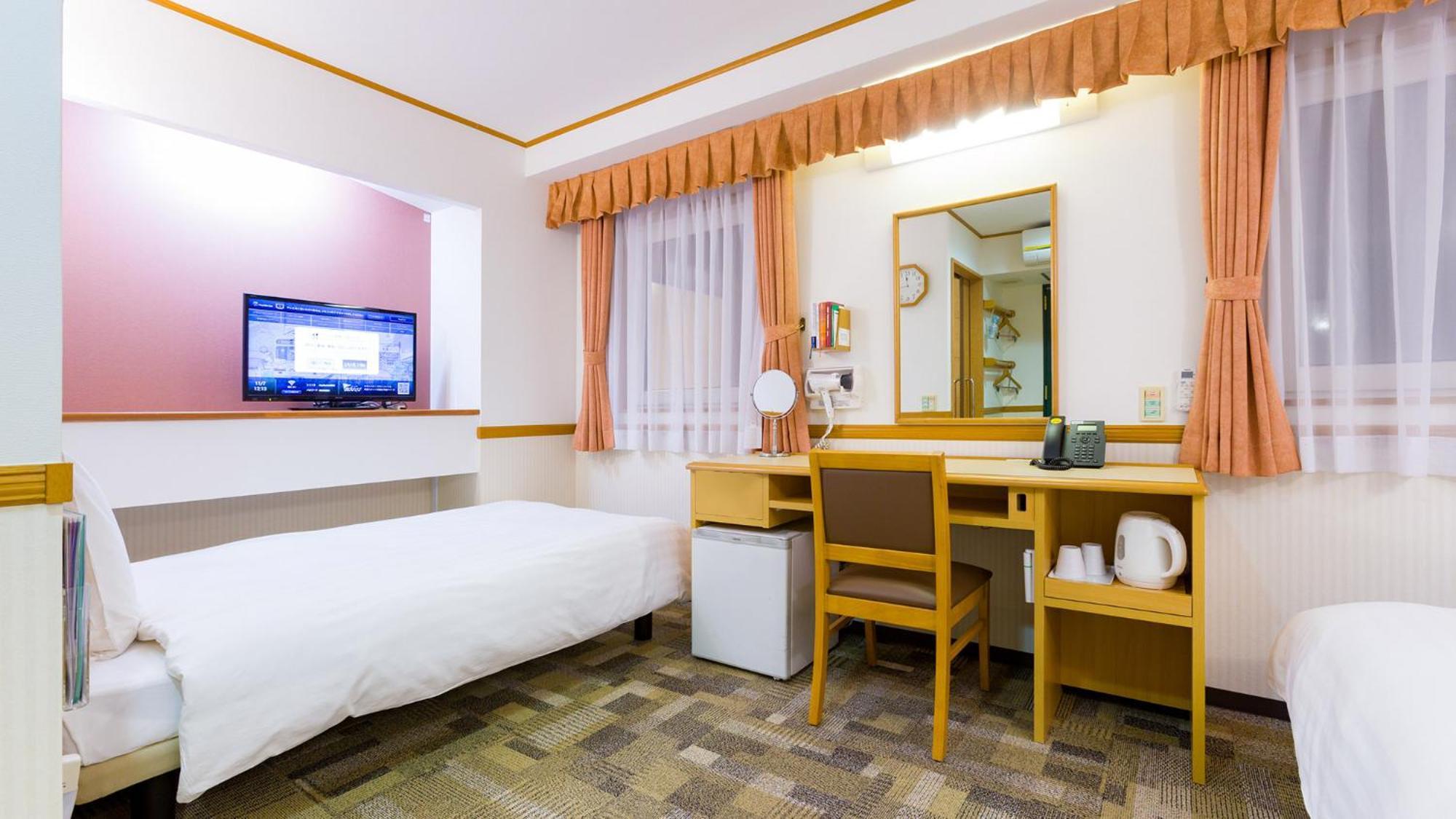 Toyoko Inn Okayama Eki Nishi Guchi Migi Ruang foto